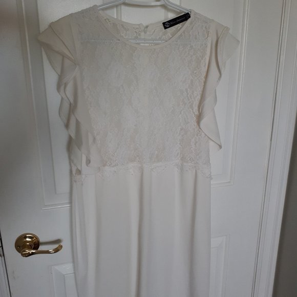 Nice-Forever Flutter Sleeve Dress - Picture 2 of 4